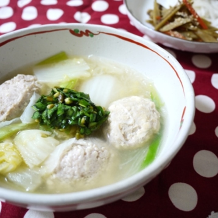 肉だんごと白菜のスープ